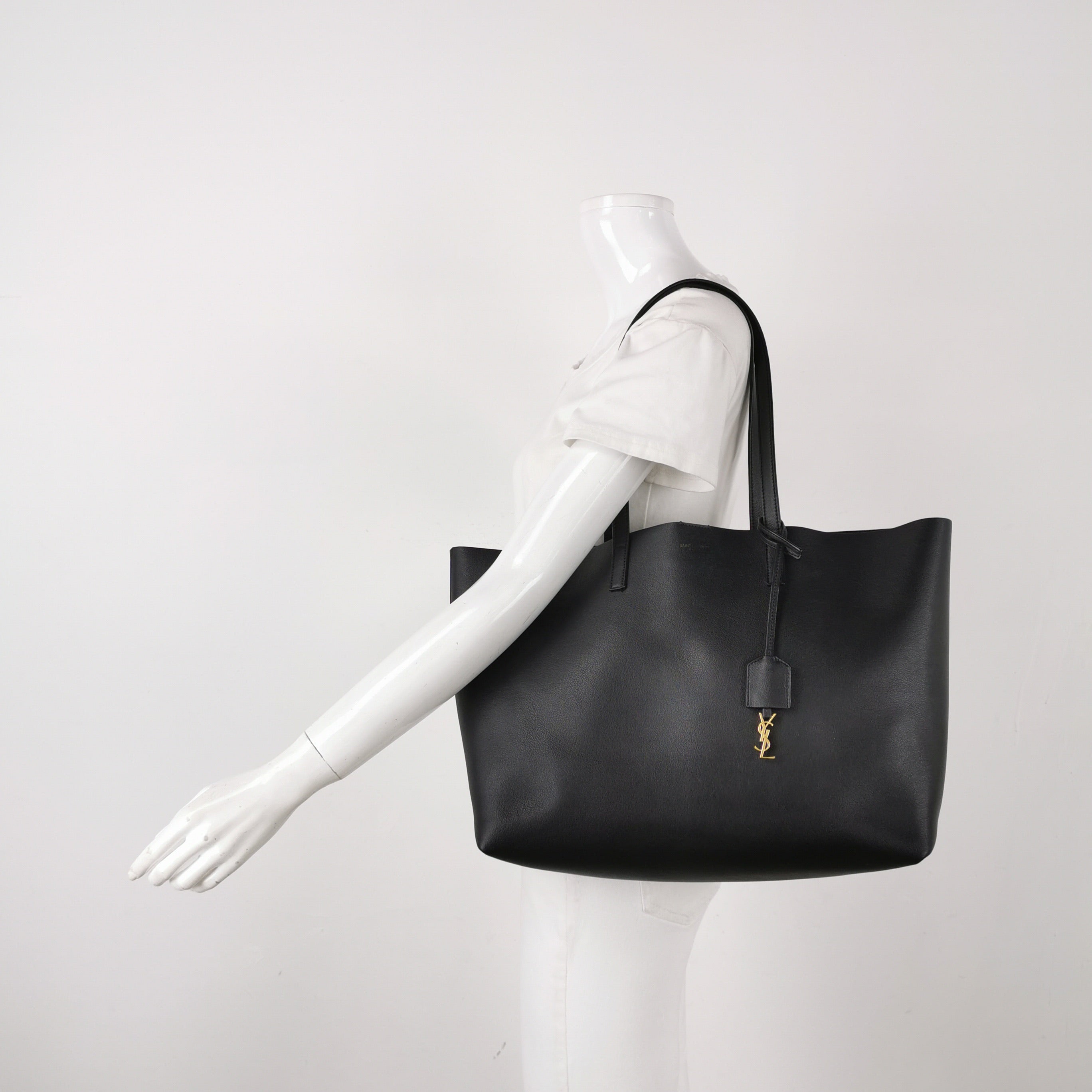 Saint laurent Horizontal shopping bag Shoulder Bag 600281CSV0J1000