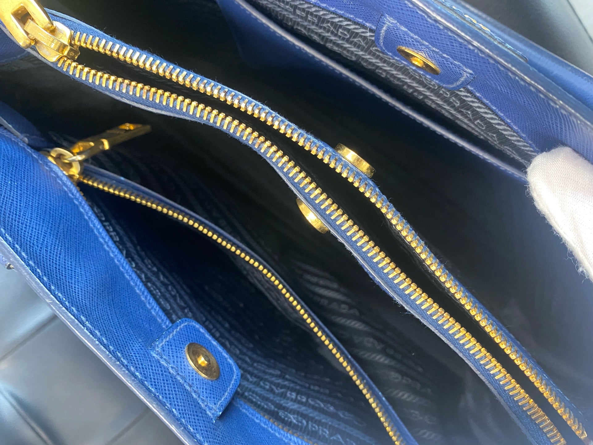 Prada Blue 1BA863_NZV_F0016_V_OOO