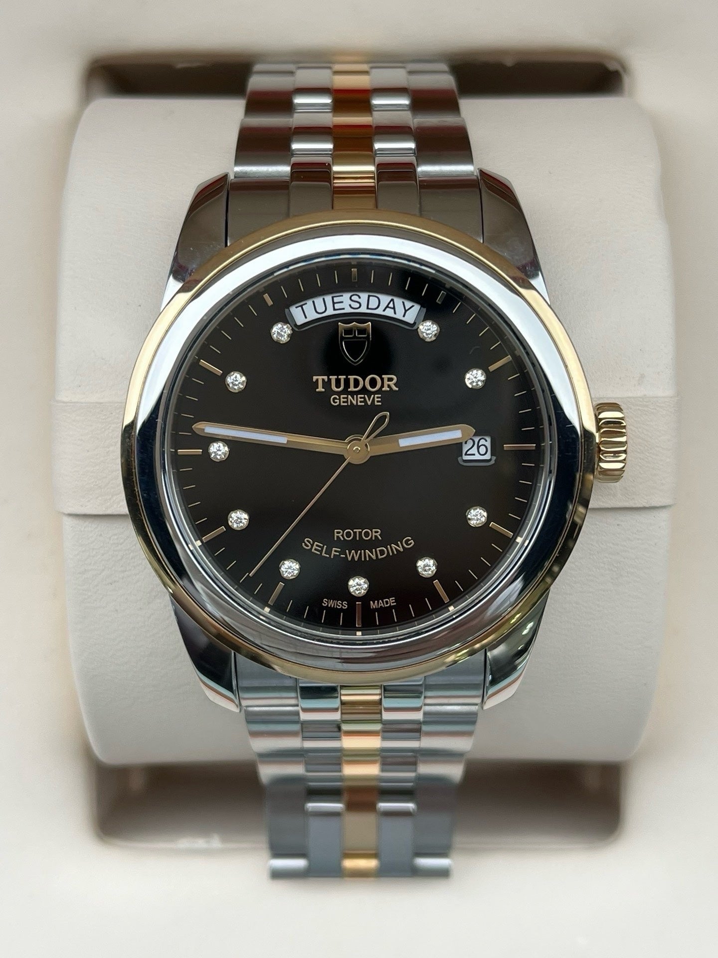 Tudor Junjue Sunday Calendar Model Black Automatic (self-winding) watch 39 millimeters m56003-0008