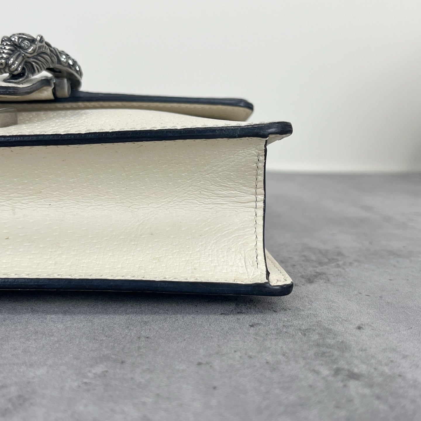 Gucci Dionysus Collection Leather White 421970 0K7JN 9680
