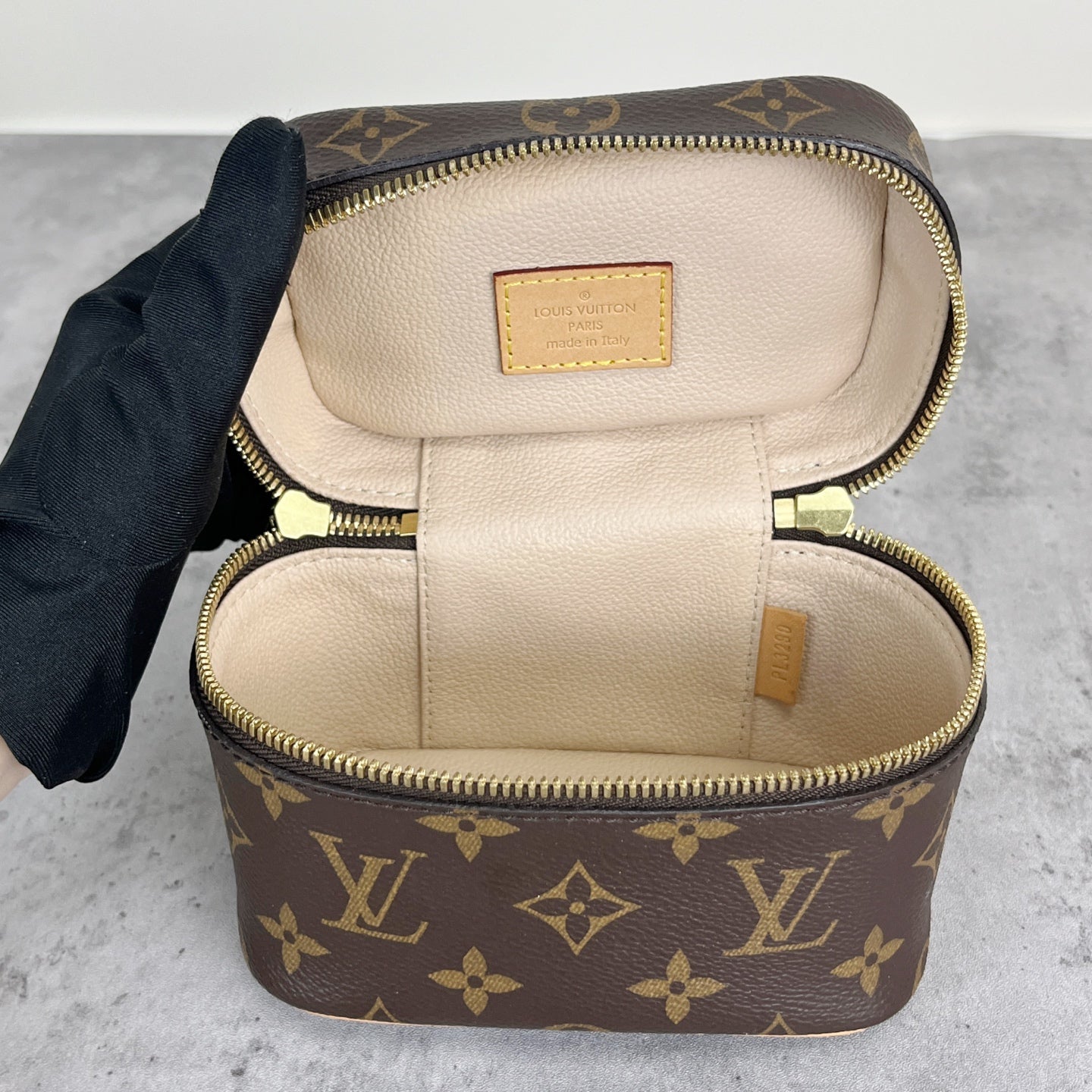 Louis Vuitton Nice Nano M44936