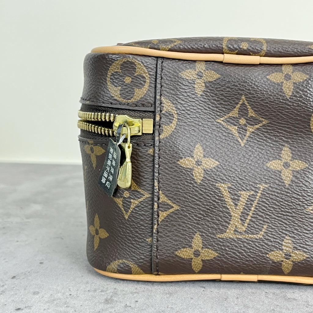 Louis Vuitton Nice Nano M44936