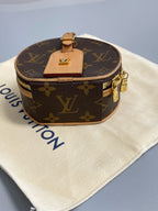Louis Vuitton Boite Chapeau M44699