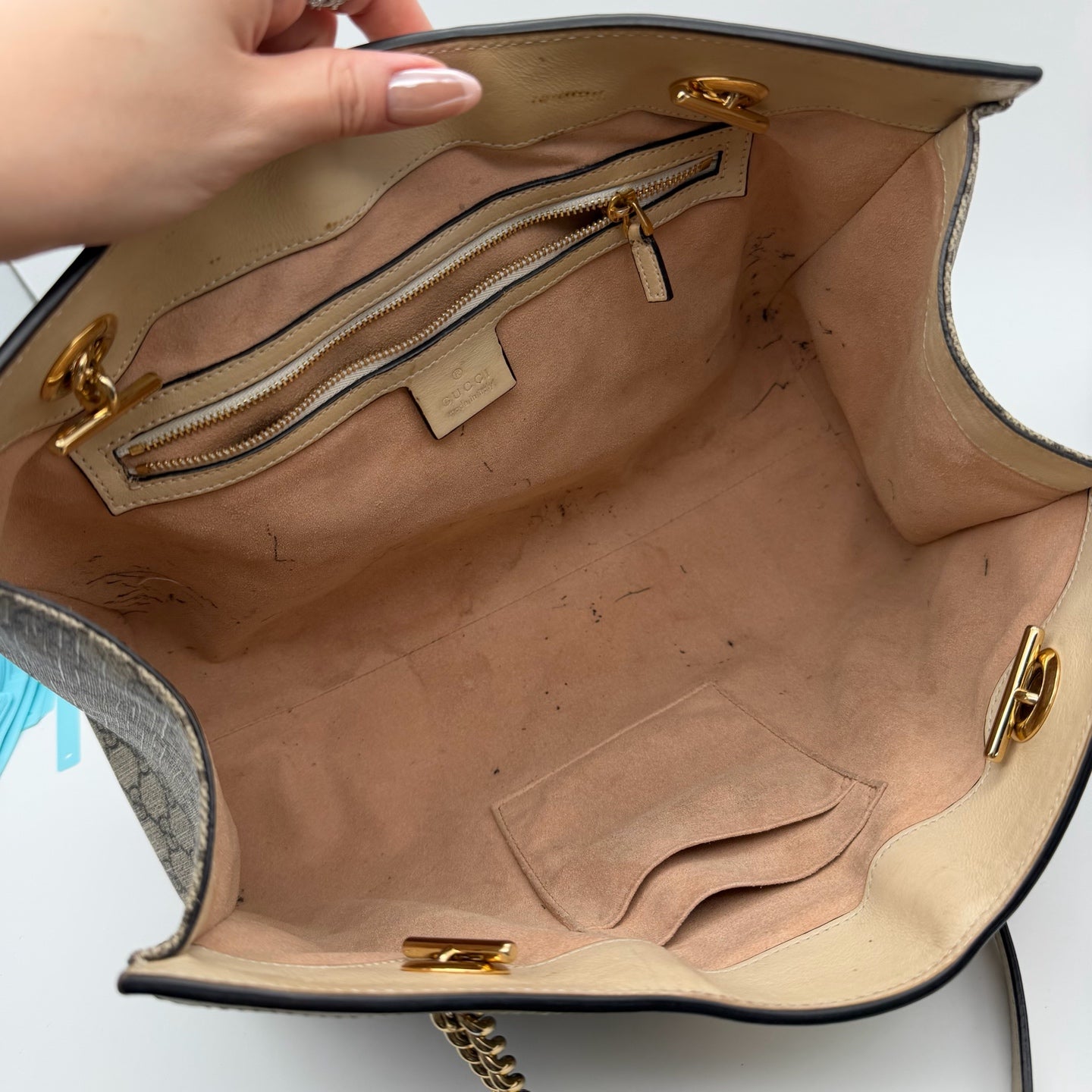Gucci White Shoulder Bag