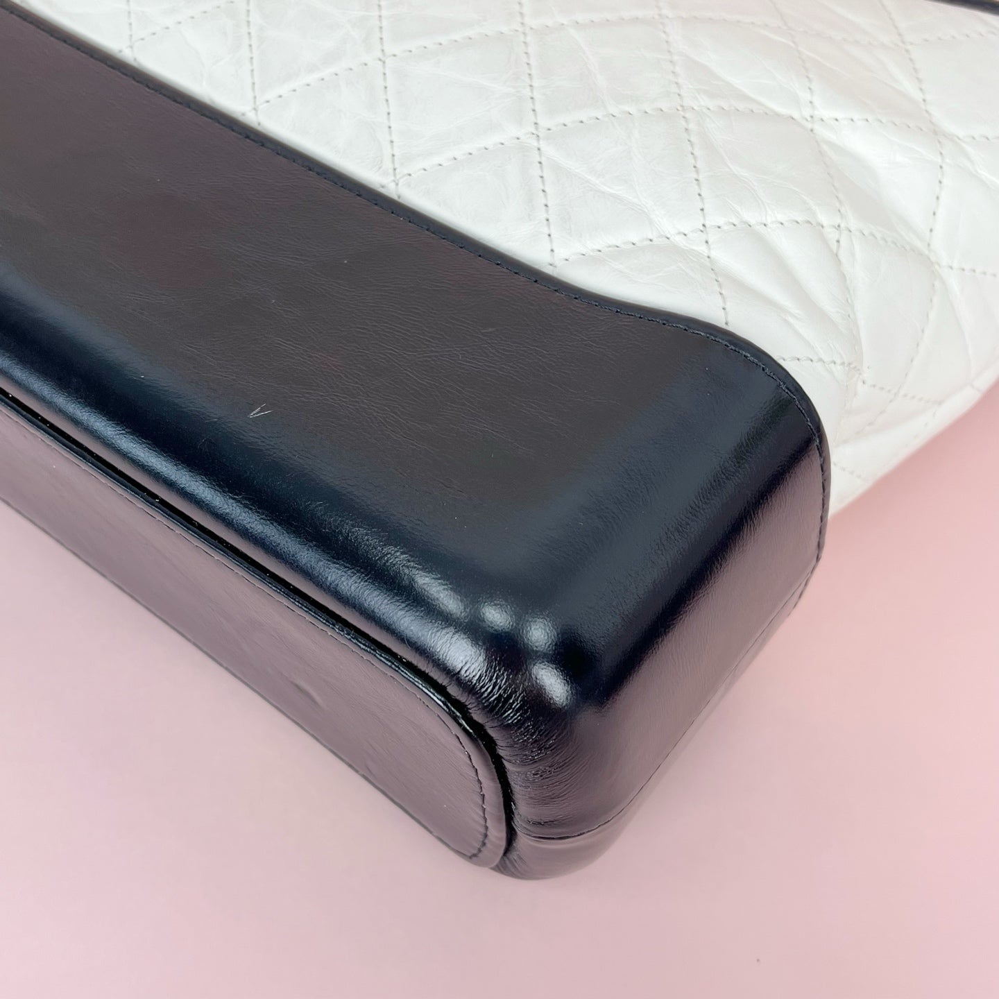 Chanel A93824Y61477C0204