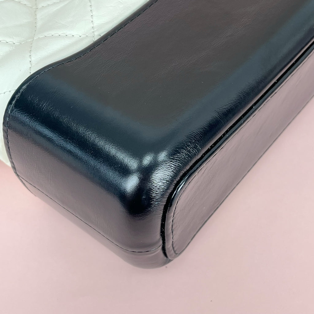 Chanel A93824Y61477C0204