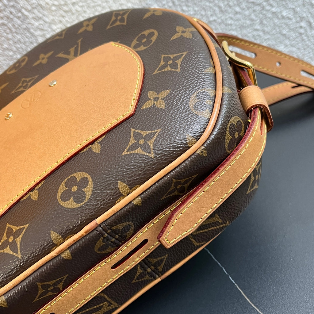Louis Vuitton Crossbody