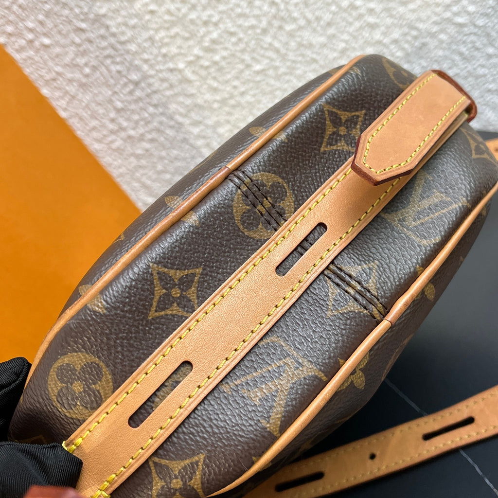 Louis Vuitton Crossbody