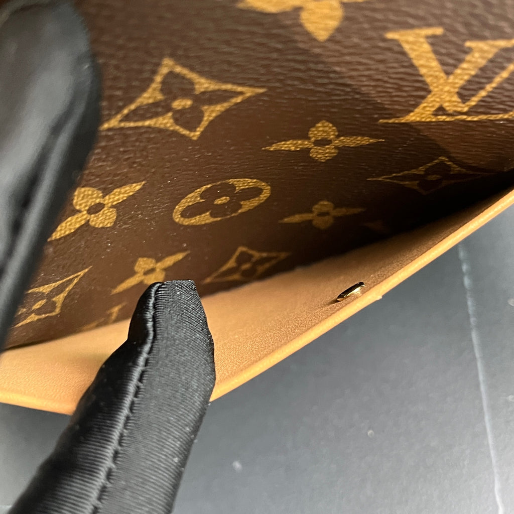 Louis Vuitton Crossbody