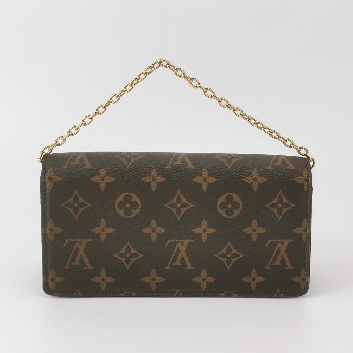 Louis Vuitton Wallet On Chain Lily M82509