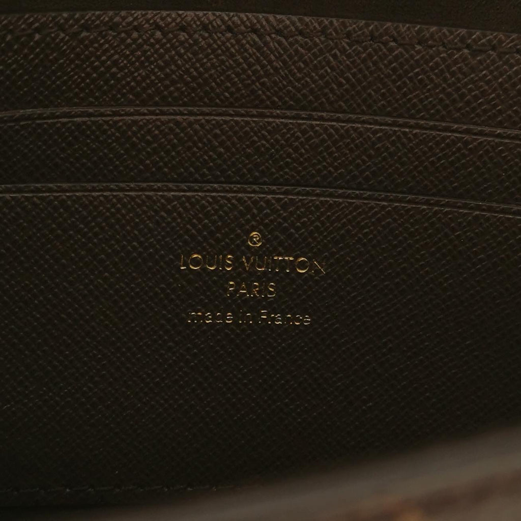 Louis Vuitton Wallet On Chain Lily M82509