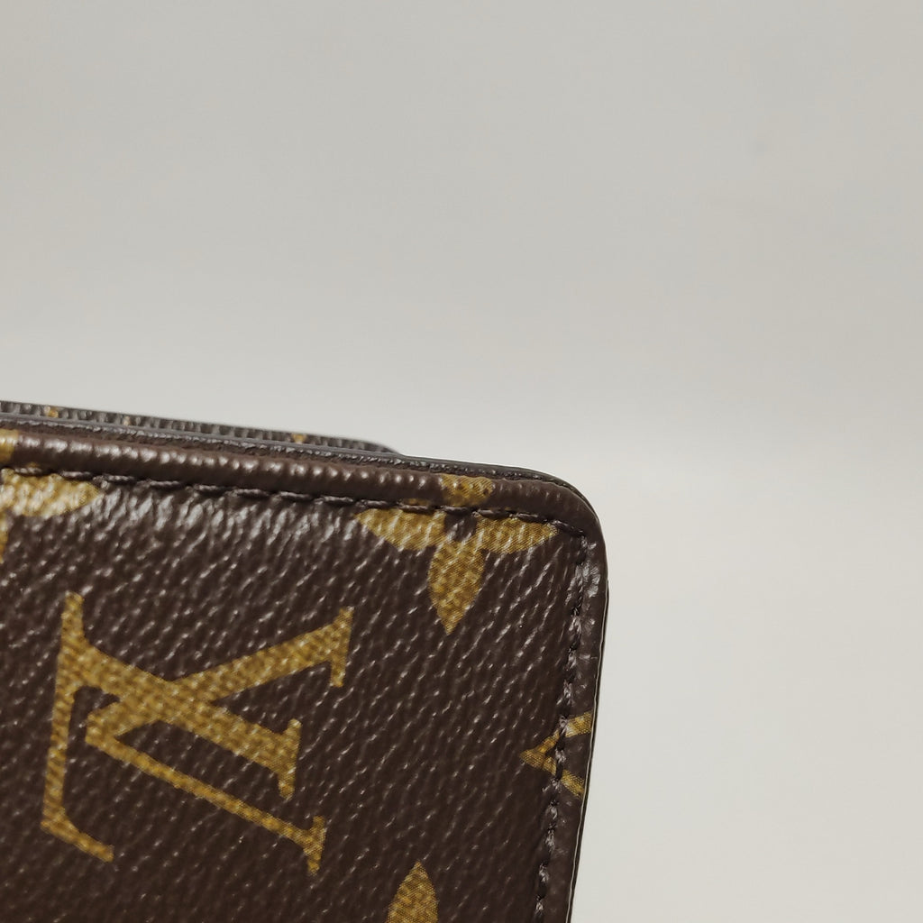 Louis Vuitton Wallet On Chain Lily M82509