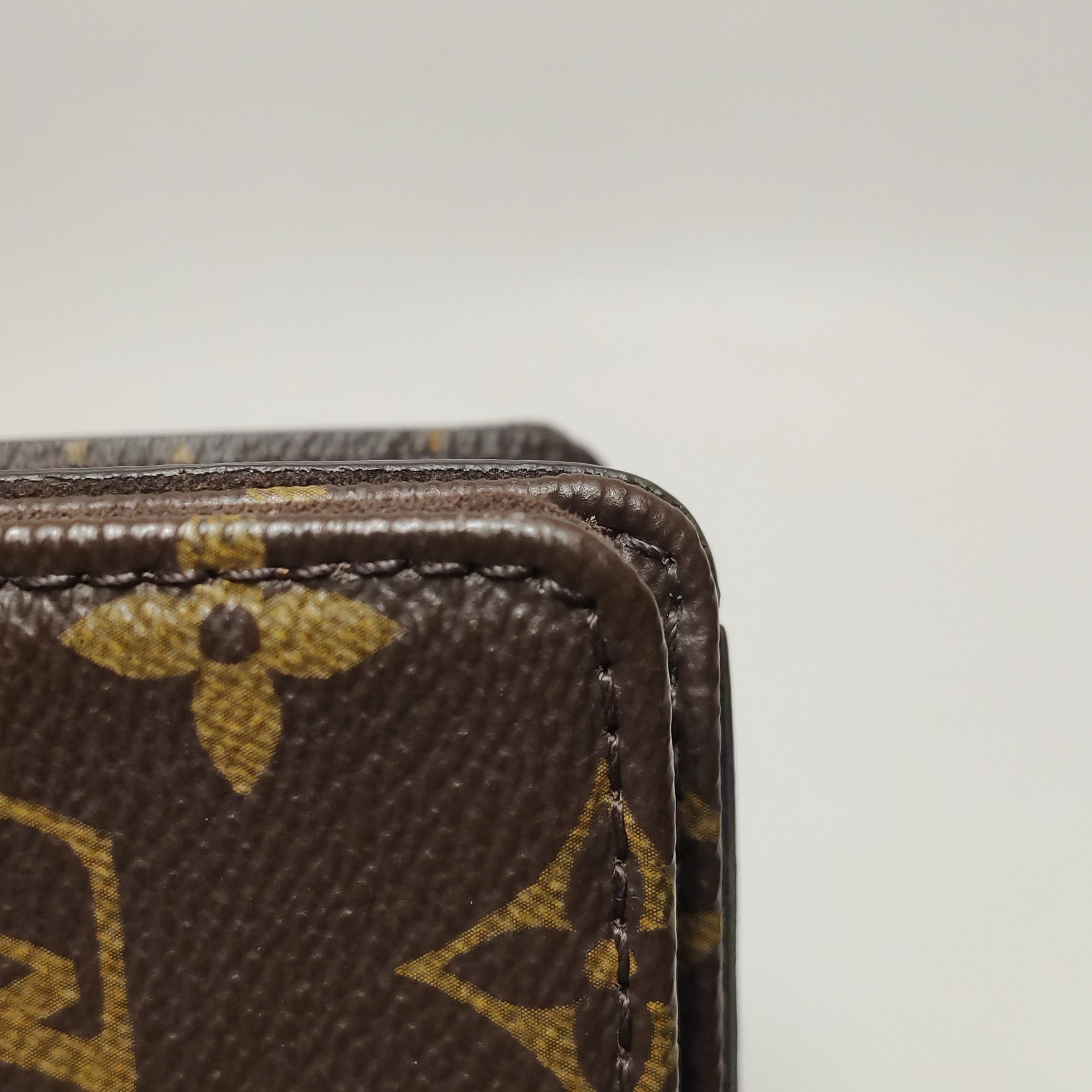 Louis Vuitton Wallet On Chain Lily M82509