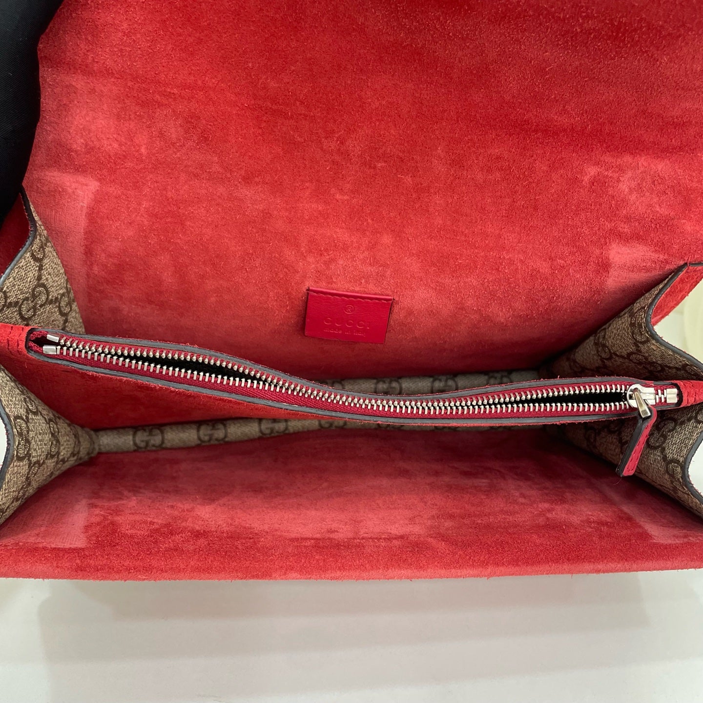 Gucci Red