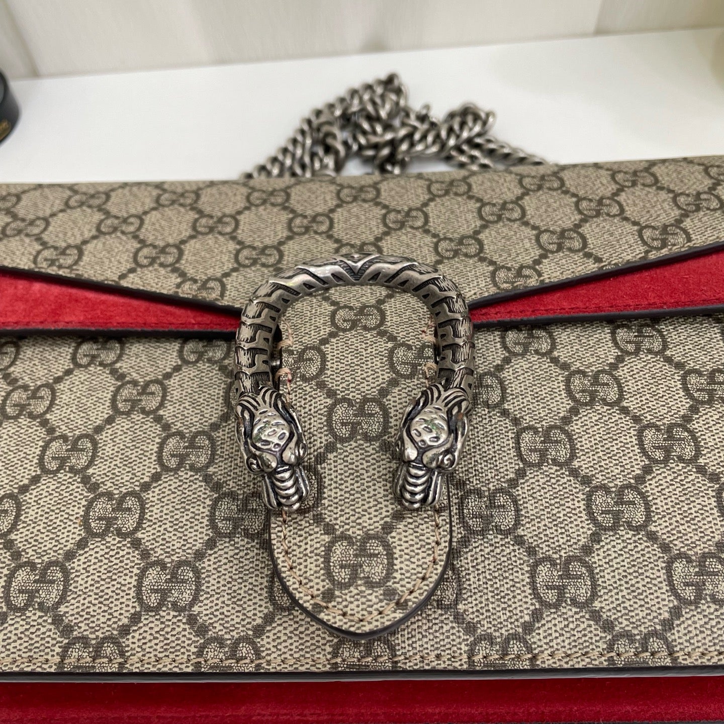 Gucci Red