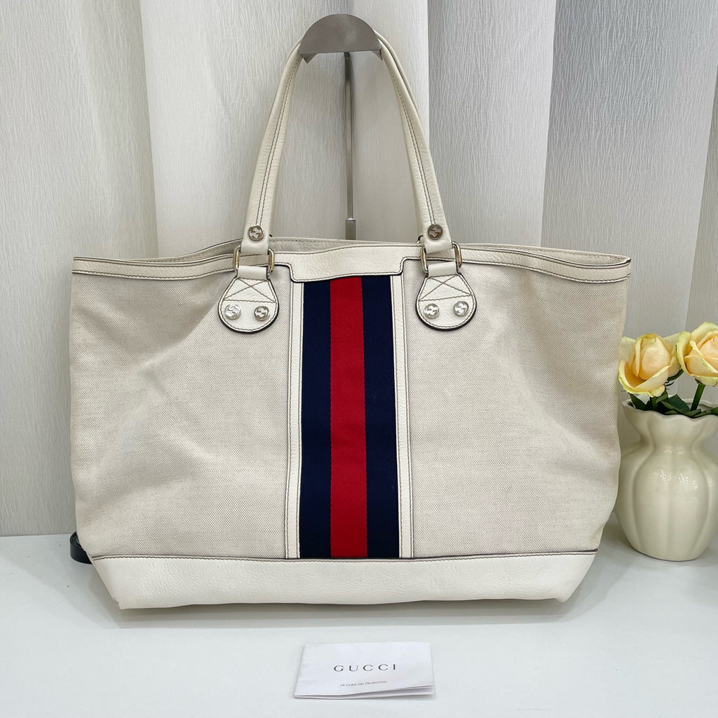 Gucci Canvas White Shoulder Bag