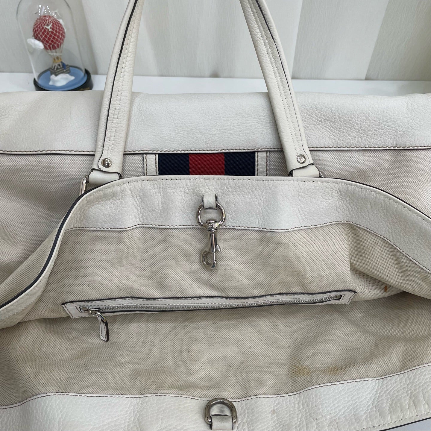 Gucci Canvas White Shoulder Bag