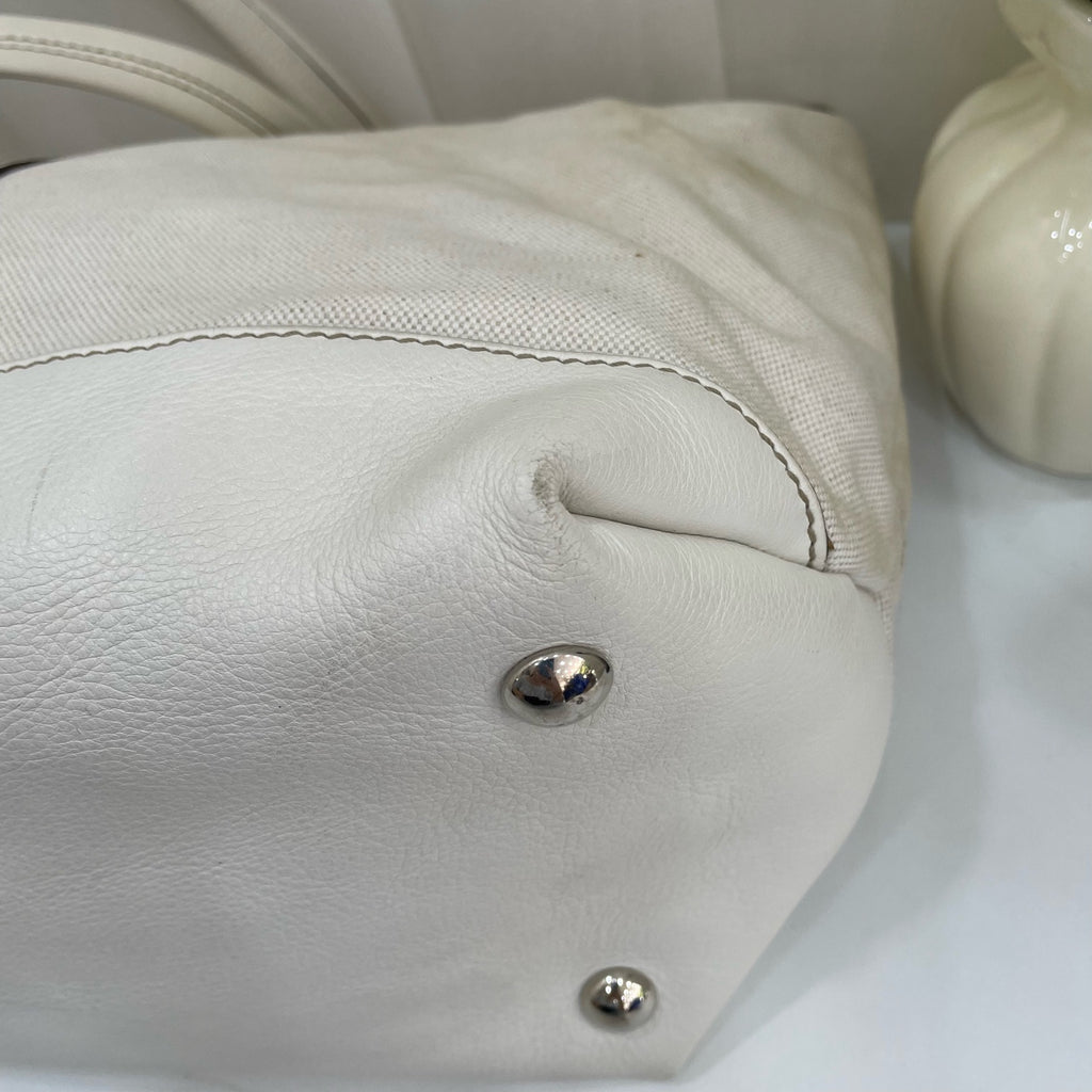 Gucci Canvas White Shoulder Bag