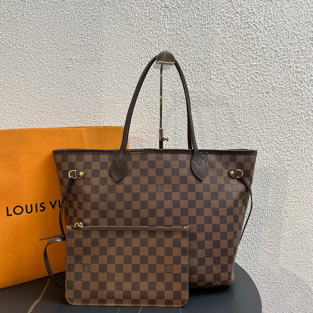 Louis Vuitton Shoulder Bag