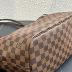 Louis Vuitton Shoulder Bag