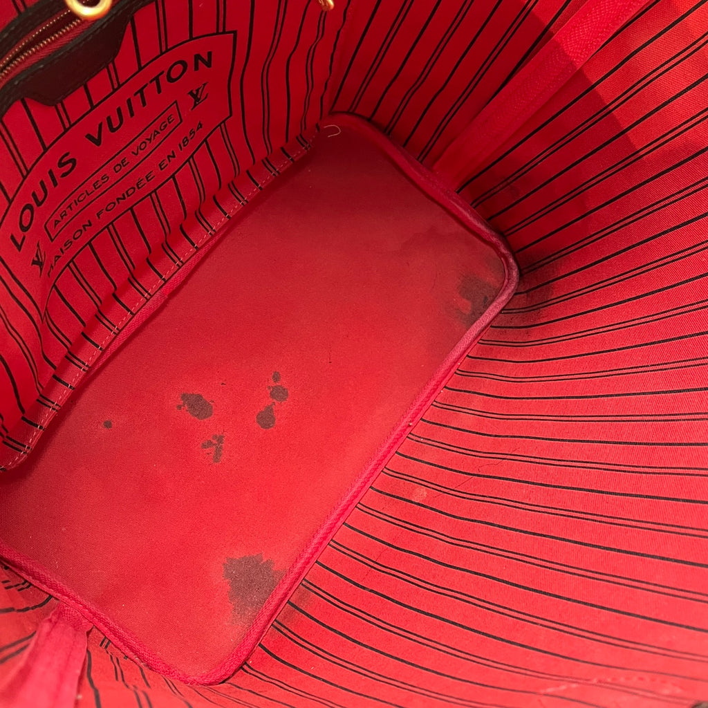 Louis Vuitton Shoulder Bag