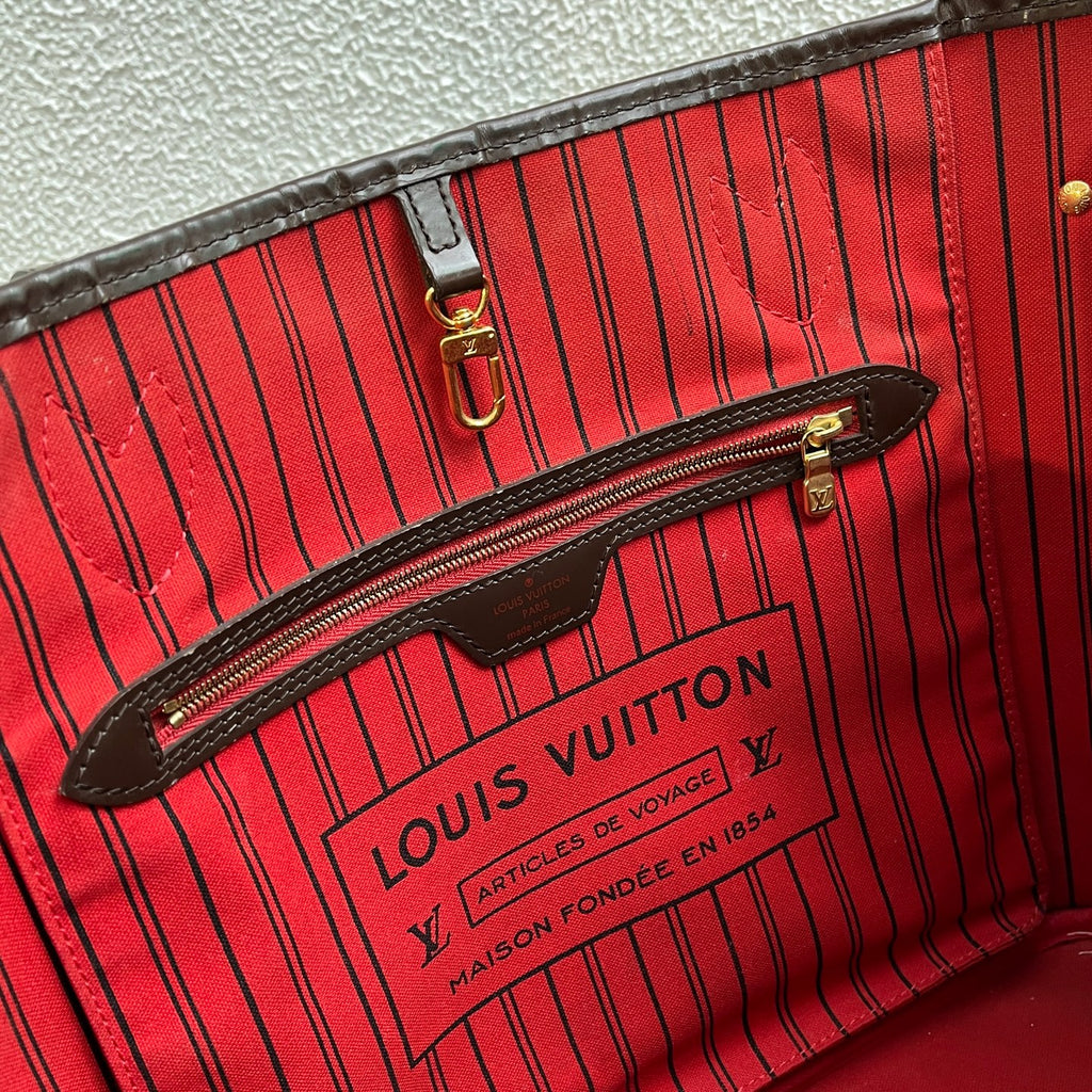 Louis Vuitton Shoulder Bag