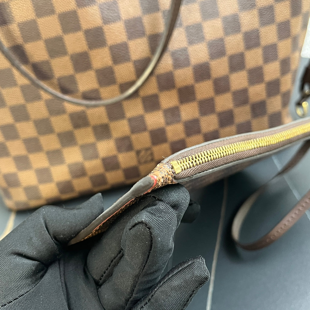 Louis Vuitton Shoulder Bag