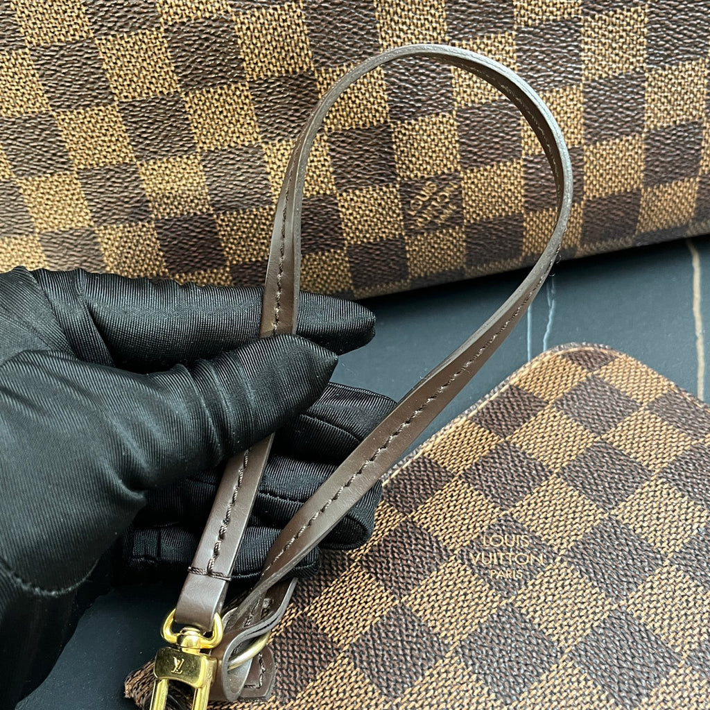 Louis Vuitton Shoulder Bag