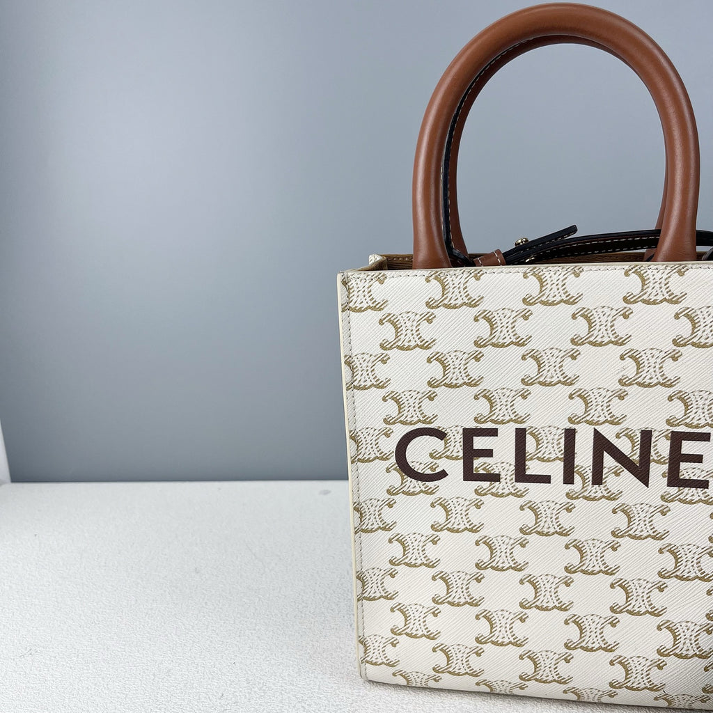 Celine White CONF.194372BZK.01BC