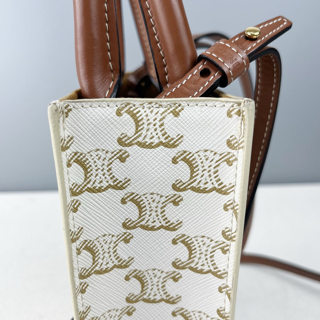 Celine White CONF.194372BZK.01BC