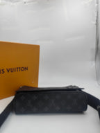 Louis Vuitton Messenger Bag