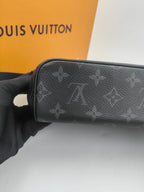Louis Vuitton Messenger Bag