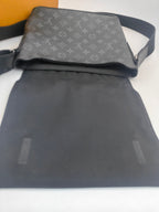 Louis Vuitton Messenger Bag