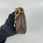 Louis Vuitton Clutch