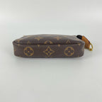 Louis Vuitton Clutch