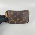 Louis Vuitton Clutch