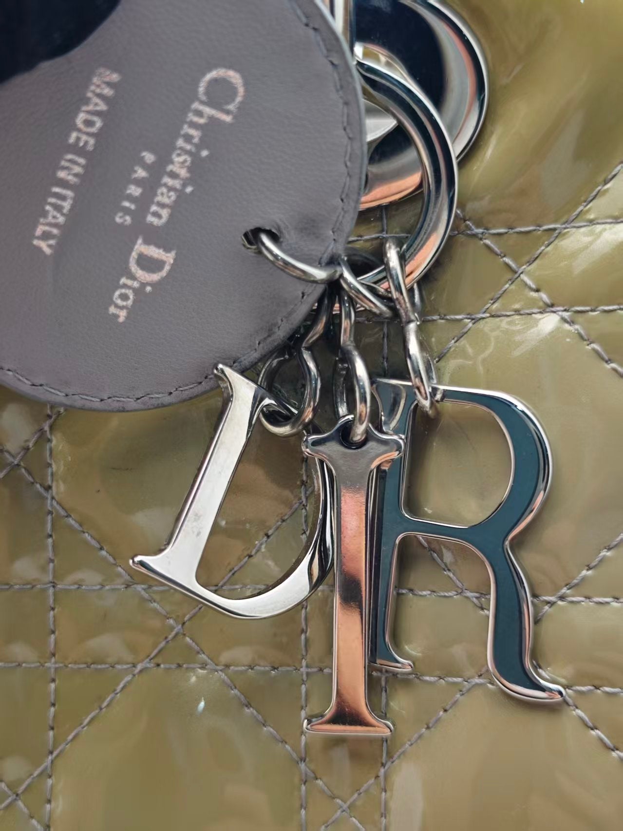 Dior