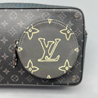 Louis Vuitton Messenger Bag