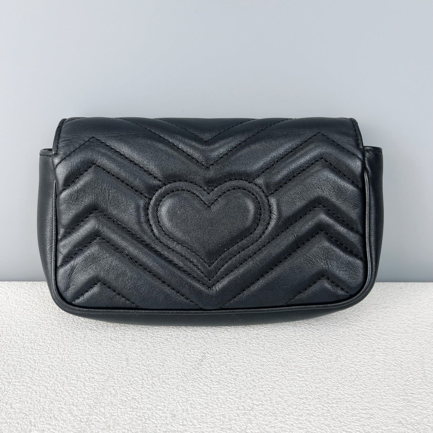 Gucci GG Marmont Collection 476433 DTDCT 1000