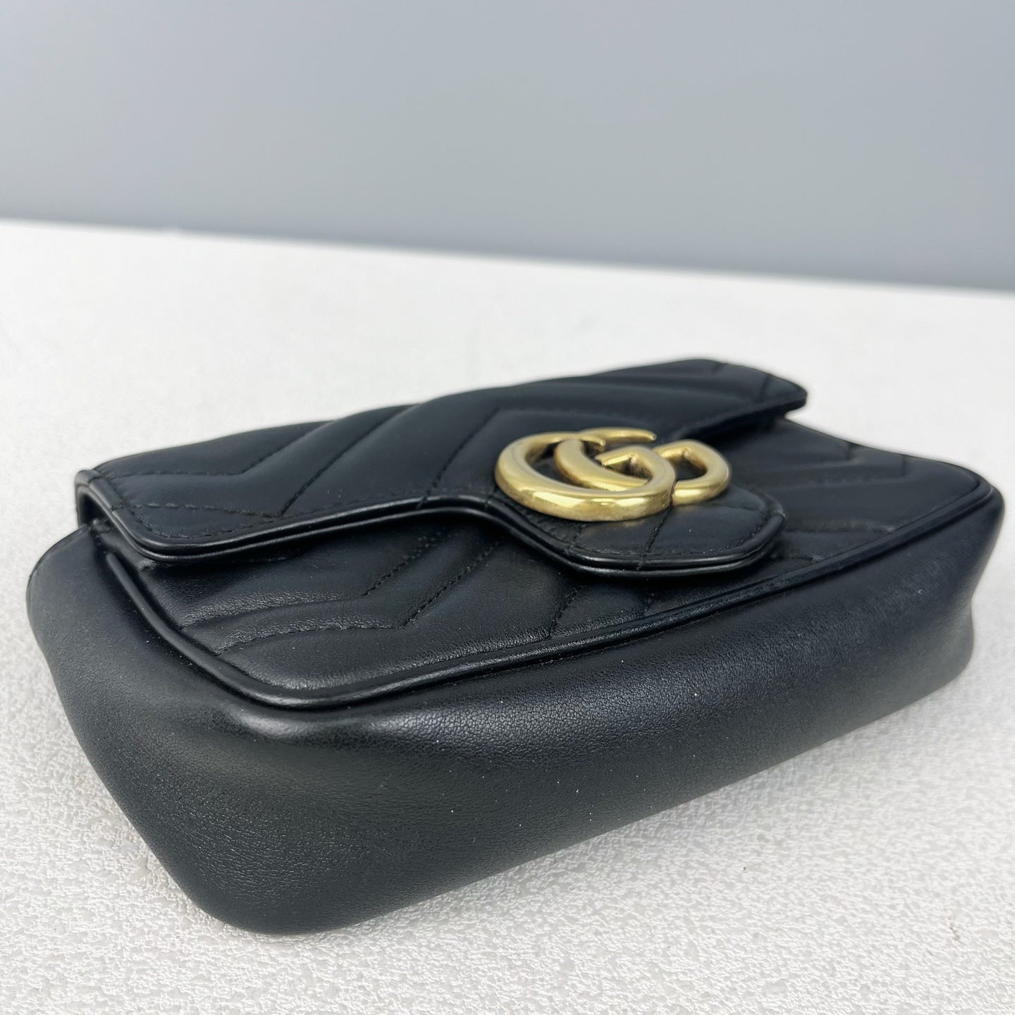 Gucci GG Marmont Collection 476433 DTDCT 1000