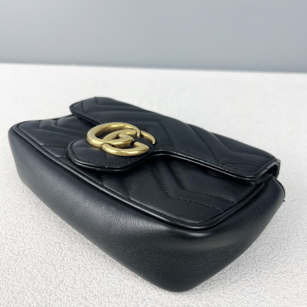 Gucci GG Marmont Collection 476433 DTDCT 1000