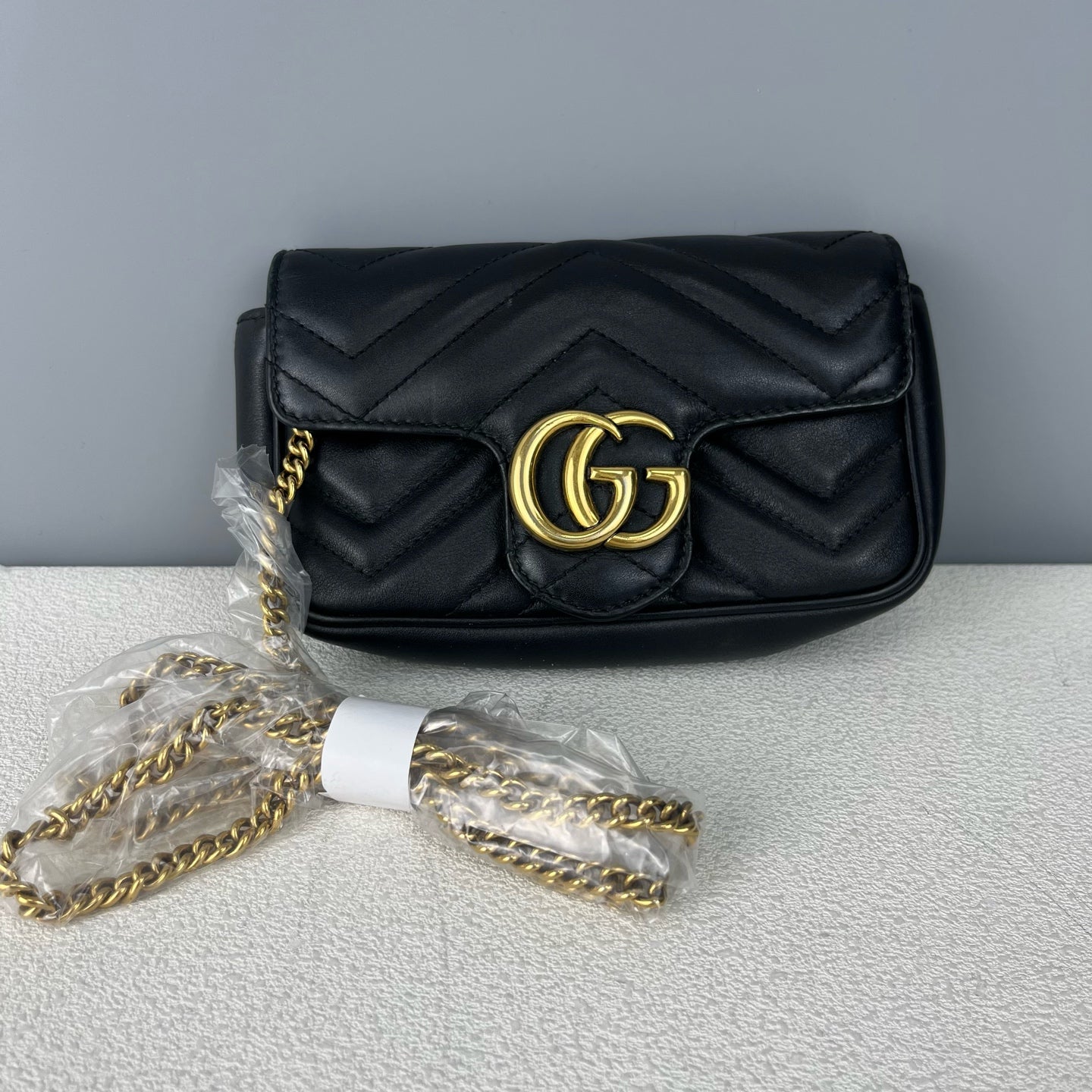 Gucci GG Marmont Collection 476433 DTDCT 1000