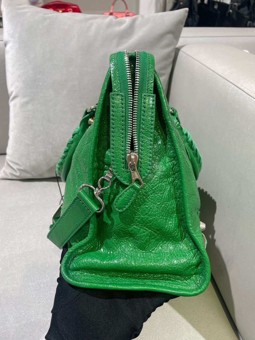 Balenciaga Green Shoulder Bag 281770-D94JN-3775