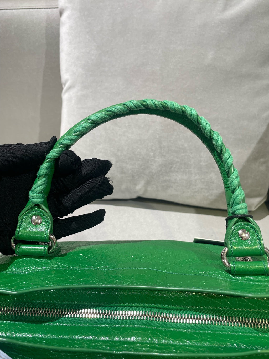 Balenciaga Green Shoulder Bag 281770-D94JN-3775