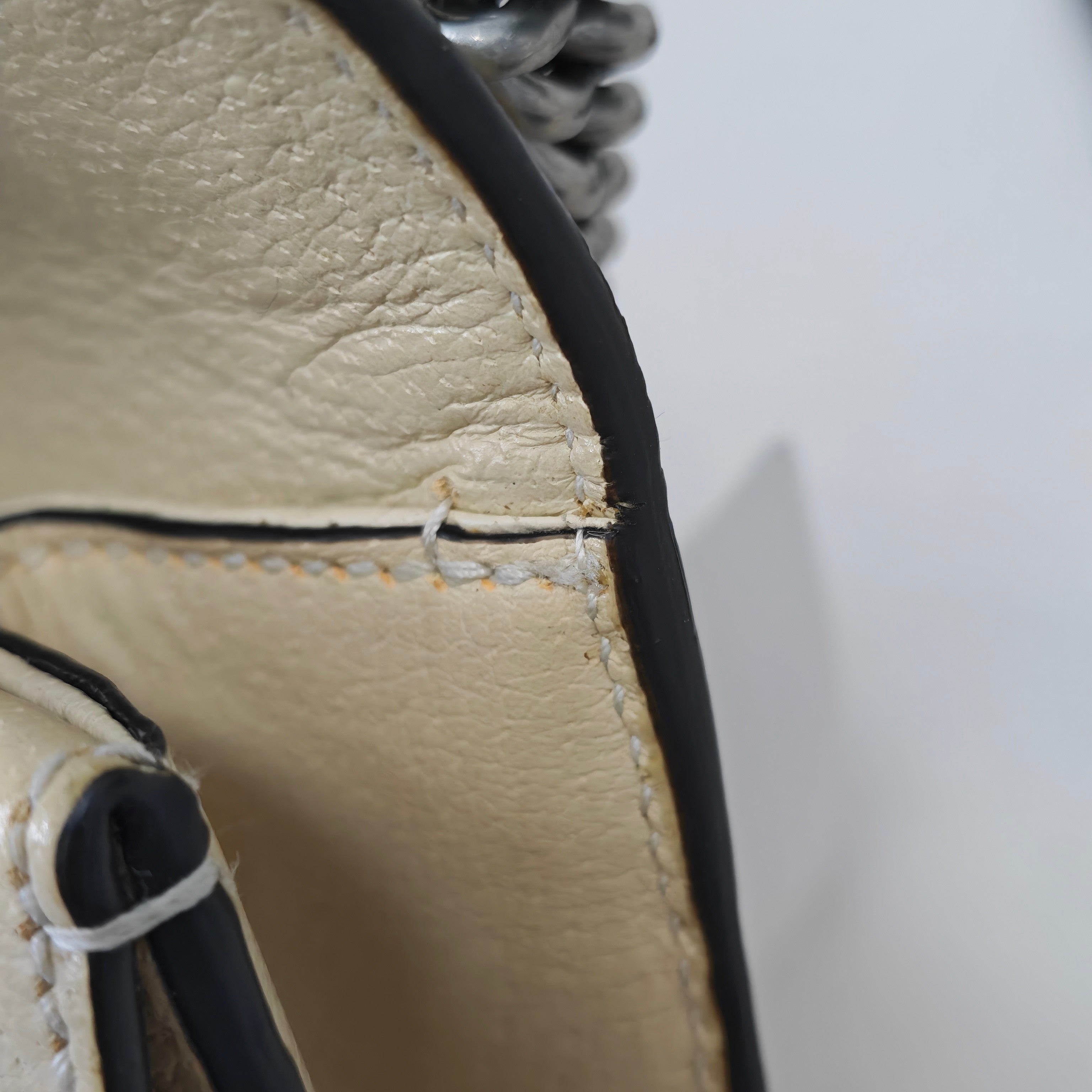 Gucci White Crossbody