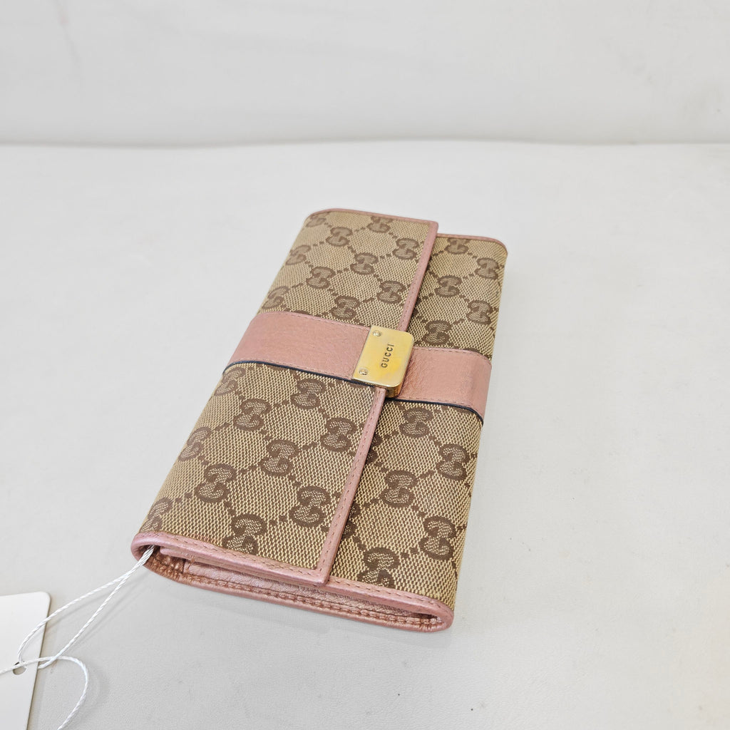 Gucci Canvas