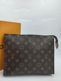 Louis Vuitton Clutch