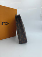 Louis Vuitton Clutch