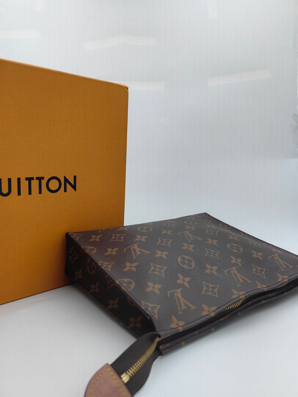 Louis Vuitton Clutch