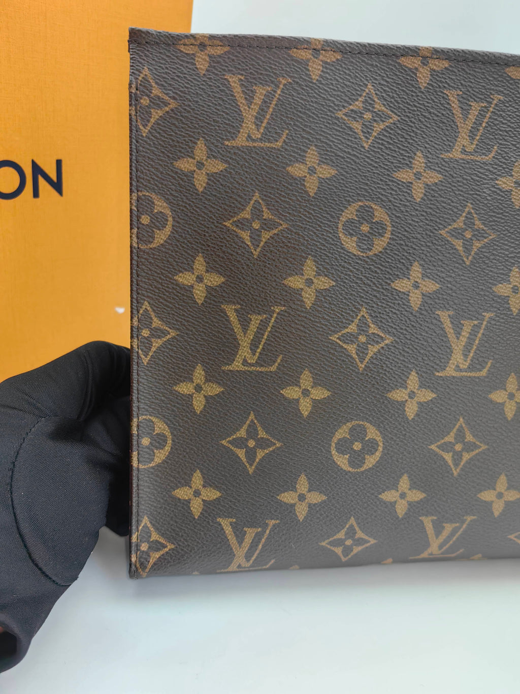 Louis Vuitton Clutch